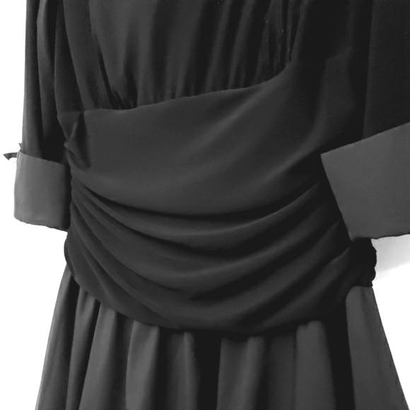 La Nouvelle Renaissance 1950's Black Retro Inspired Swing Dress - Picture 12 of 17